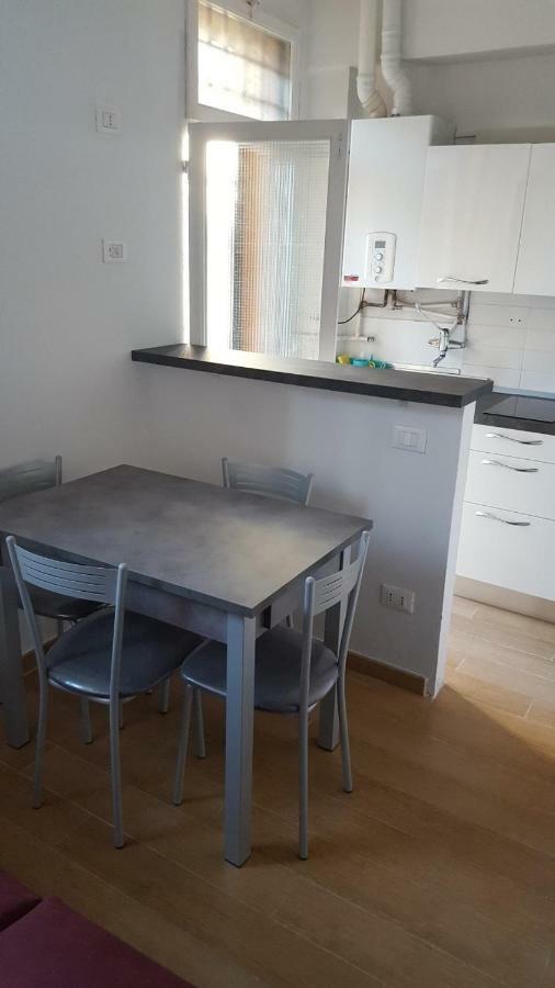 Carlo Mayr Apartment Феррара Екстер'єр фото
